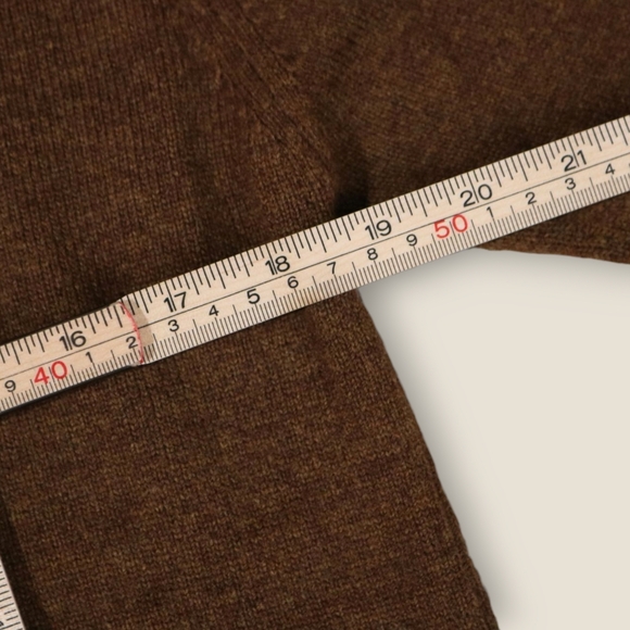 Vintage Alan Paine Pure Lambswool V Neck Sweater Made in England Size Large - Picture 6 of 12